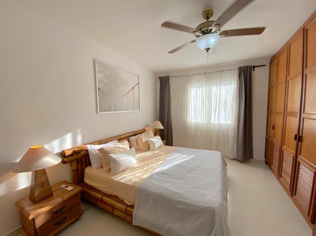 Blue Ocean Beachfront Villas & Apartments - Wifi, Pool, Bbq, Playa Los Corales Punta Cana Exterior foto